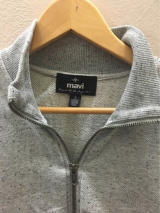 Mavi erkek fermuarlı sweatshirt