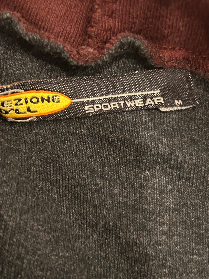 Kapüşonlu sweatshirt - Görsel 4