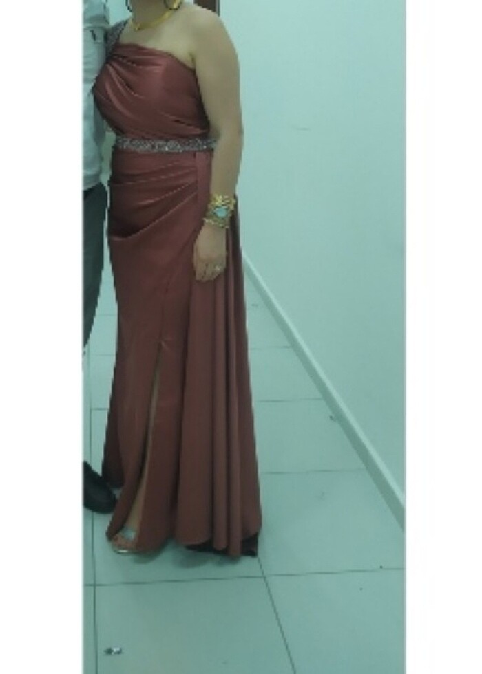 Soğan kabuğu rengi abiye - Görsel 5