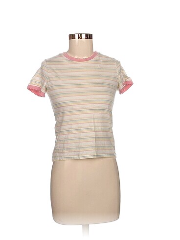 Diğer T-shirt %70 İndirimli.