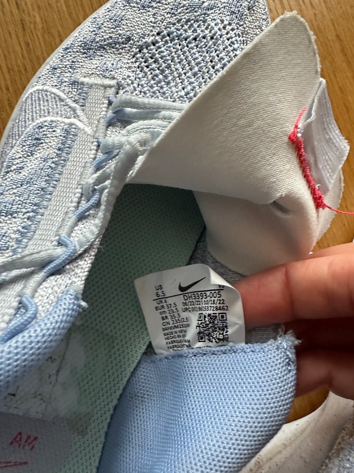 Nike Spor Ayakkabı - Görsel 2