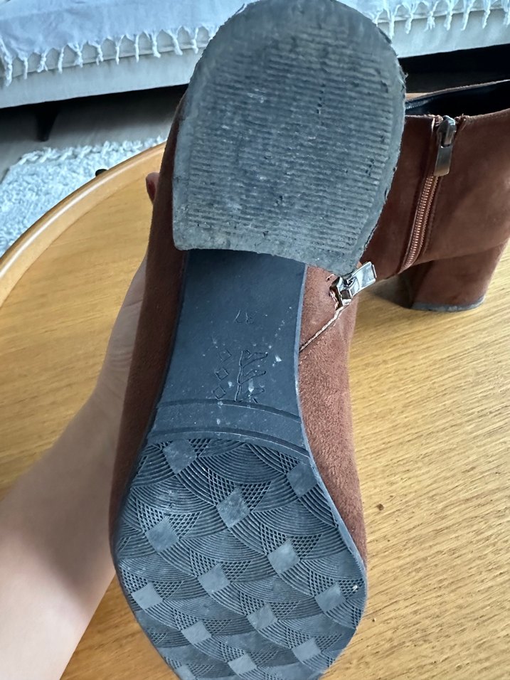 Kahverengi Süet Topuklu Kadın Bot - Görsel 3