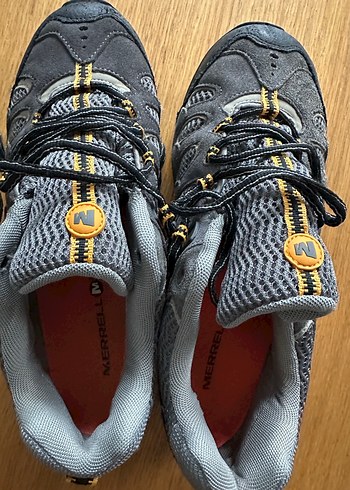Merrell 44