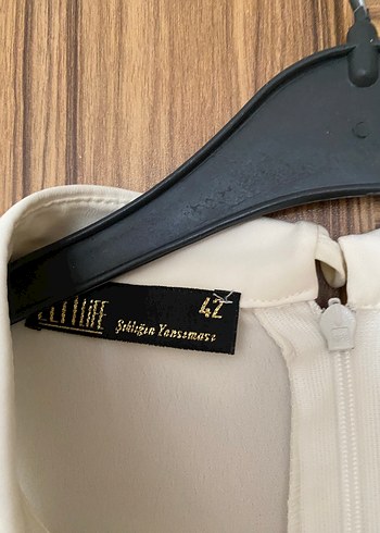 Beyaz Pilili Uzun Kollu Kadın Gömlek - Görsel 2