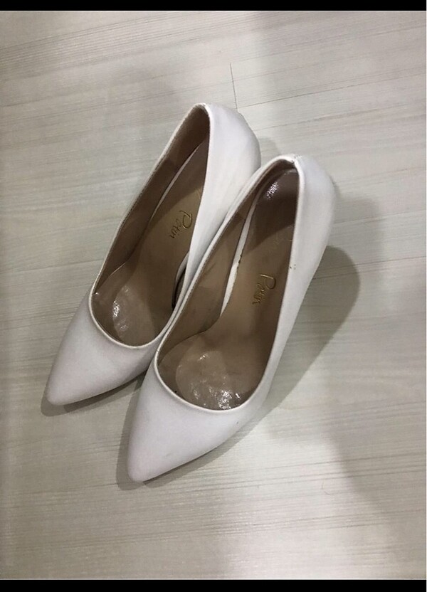 Beyaz dolgu topuk - Görsel 3