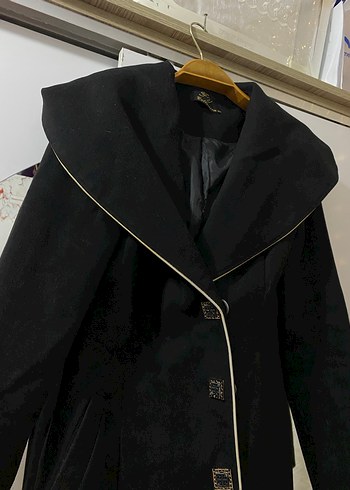 Siyah Çift Düğmeli Kaban - Görsel 3