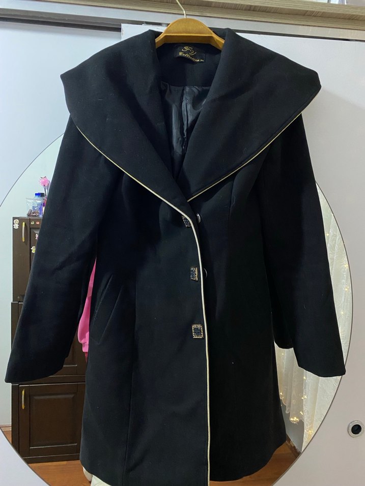 Siyah Çift Düğmeli Kaban - Görsel 2