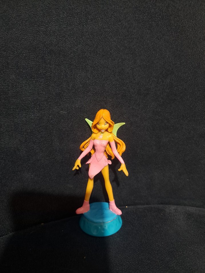 winx club flora figur - Görsel 5