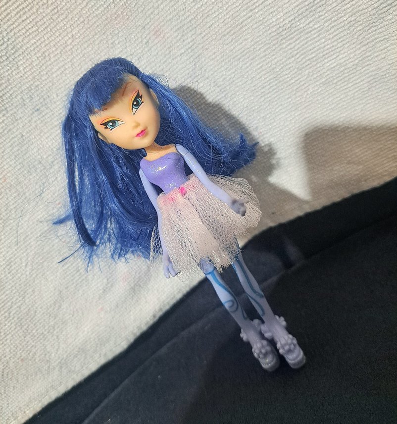 winx club rainbow musa figur - Görsel 2