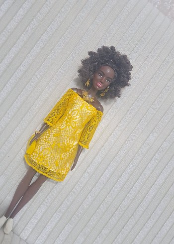 Fashionistas zenci barbie bebek - Görsel 3