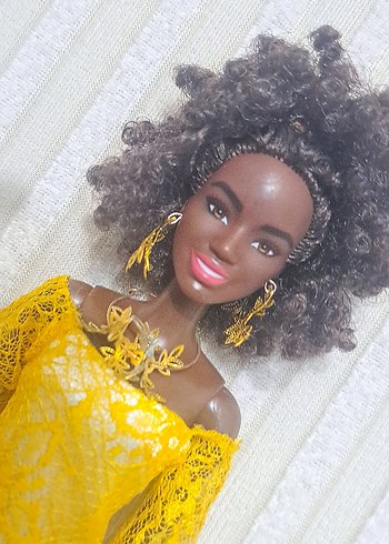 Fashionistas zenci barbie bebek - Görsel 6