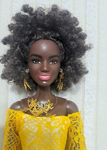 Fashionistas zenci barbie bebek - Görsel 7