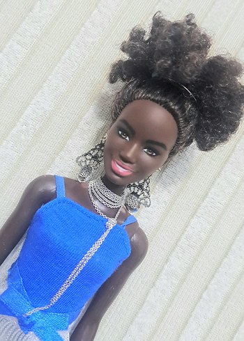 Fashionistas zenci barbie - Görsel 2