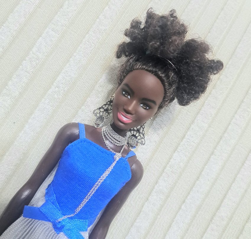 Fashionistas zenci barbie - Görsel 2