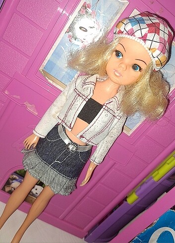 Sindy bebek