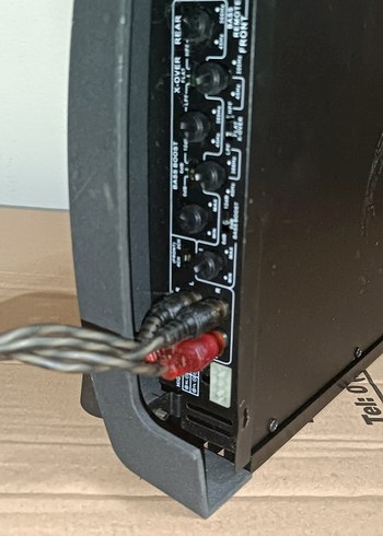 Kickers bas,amfi 4 çıkışlı ve iki adet Pioneer Hoparlör,&JBL SET - Görsel 5