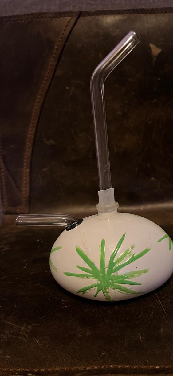 Beyaz Seramik Vazo, Yeşil Desenli - Görsel 2