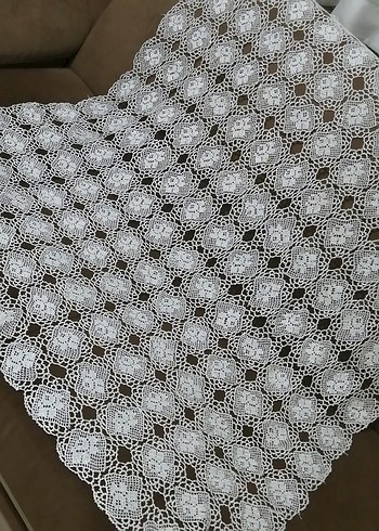 El Yapımı Beyaz Dantel Örtü - Görsel 2