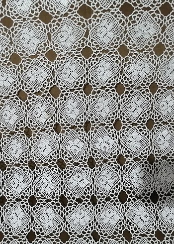 El Yapımı Beyaz Dantel Örtü - Görsel 4