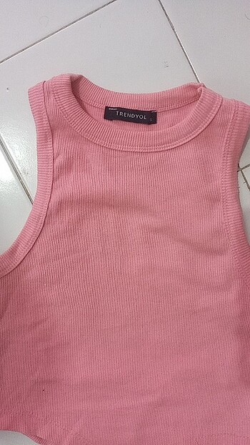 s Beden Pembe Crop