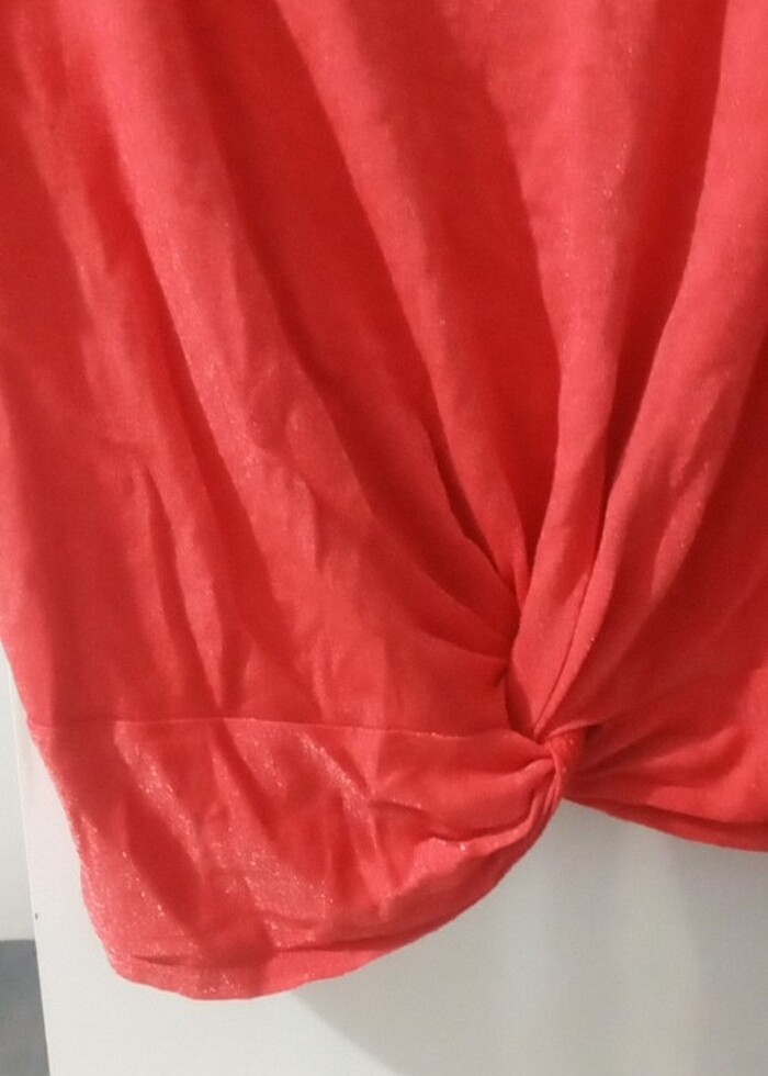 Kırmızı ışıltılı Tişört - Görsel 5