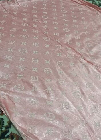 Louis Vuitton şal
