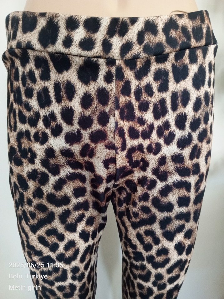 #TÜVİD MARKAKahverengi Leopar Desenli Kadın Tayt - Görsel 3
