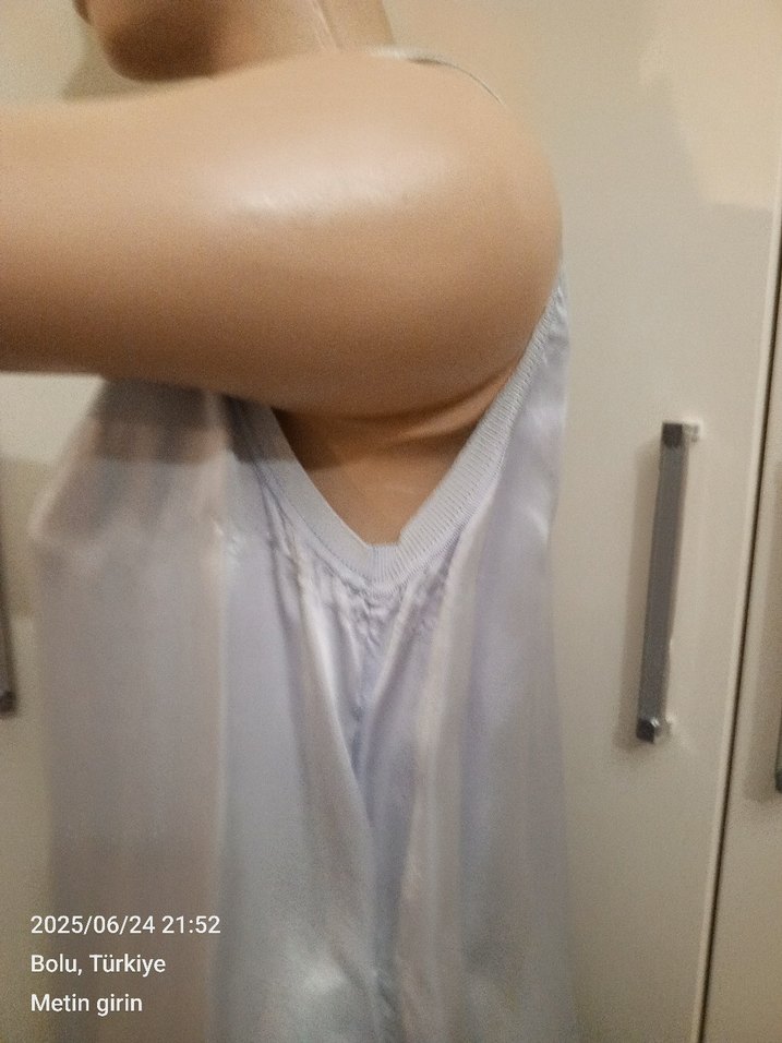 İPEKYOL açık mavi%100 İPEK Kolsuz Transparan Bluz - Görsel 3