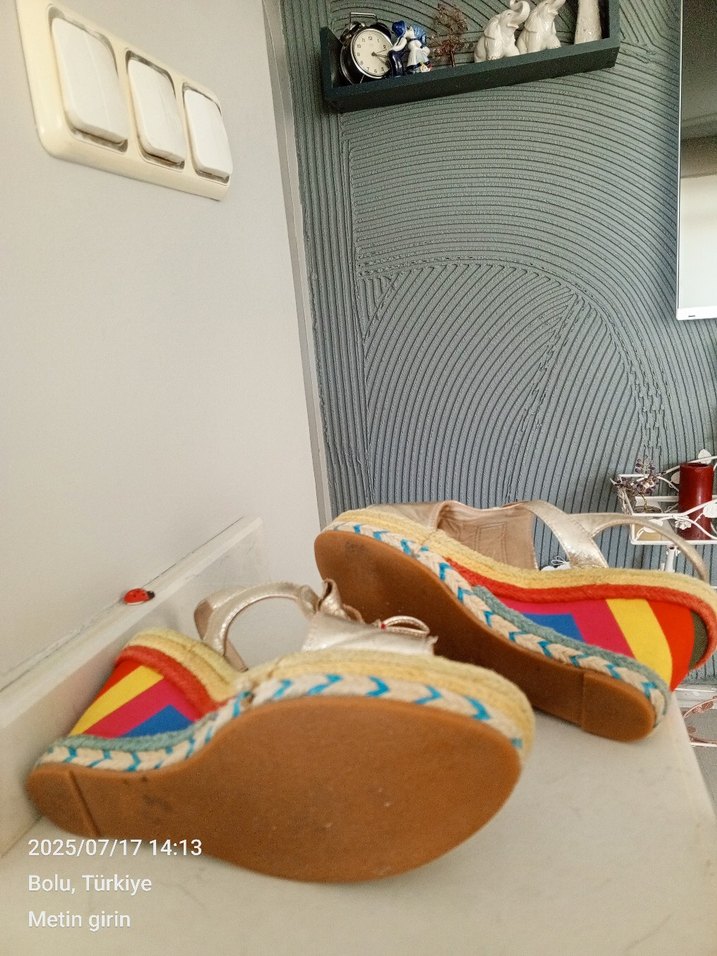 #İLVİ MARKA Renkli Püsküllü Kadın Dolgu Topuklu Ayakkabı - Görsel 5