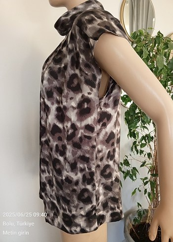#Tüzün marka Gri Leopar Desenli saten Yüksek Yakalı Bluz - Görsel 6