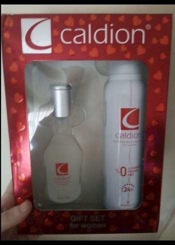 Diğer Caldion Kadın Parfüm Deodorant Set