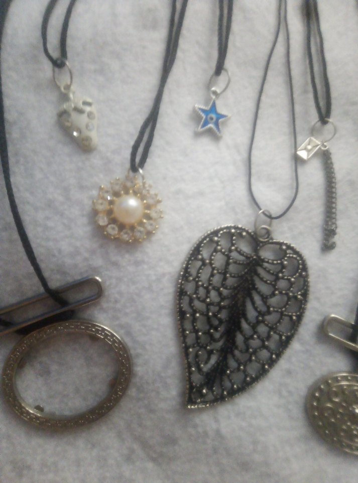 Toplu satış-8 kolye - Görsel 3