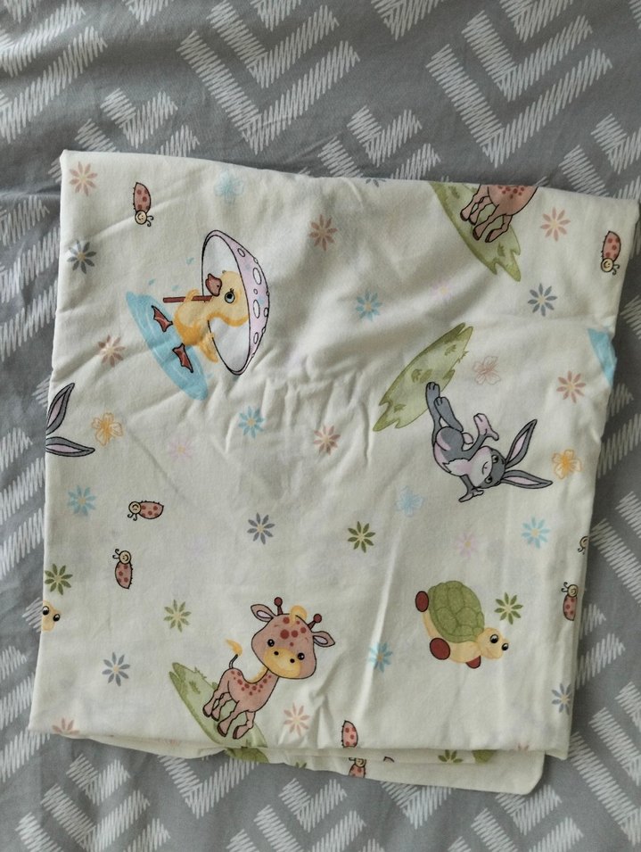 Çocuklar için pastel renkli baskılı nevresim - Görsel 2