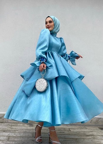 Mavi Uzun Kollu Drapeli Tesettür Abiye - Görsel 2