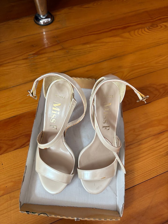 Bej Stiletto Topuklu Kadın Abiye Ayakkabı - Görsel 2