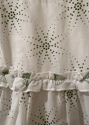 Kız Çocuk Beyaz Nakışlı Fırfırlı Elbise - Görsel 3