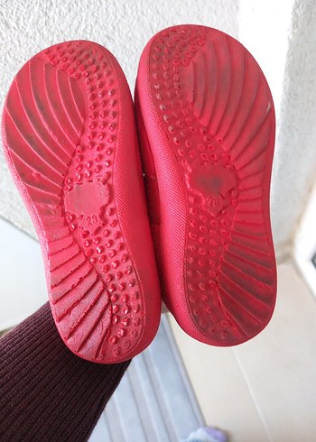 Kız Çocuk Kirmizi Terlikler - Görsel 3