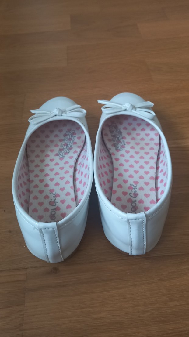 Kız Çocuk Beyaz Fiyonklu 32 numara Babet - Görsel 2