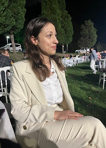 Diğer Kadın krem takım elbise
