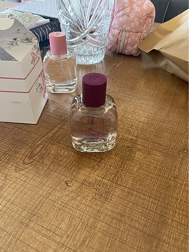 Zara gardenia parfüm