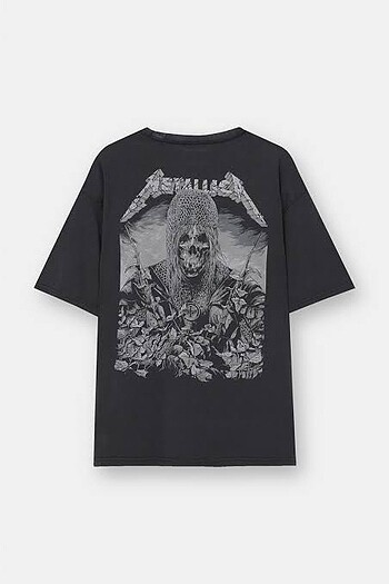 Metallica Sırt Baskılı Pull And Bear Tshirt