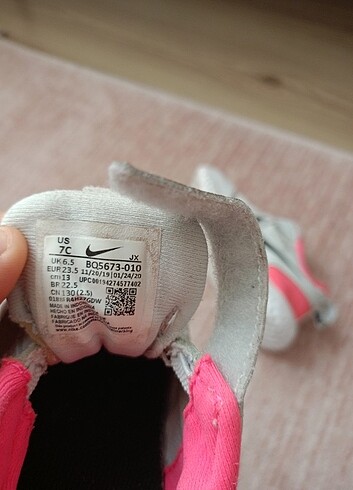 23 Beden gri Renk Orjinal Nike ayakkabı