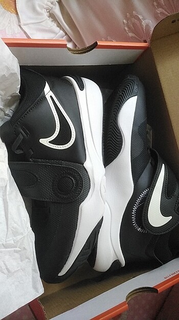 Nike Ayakkabı