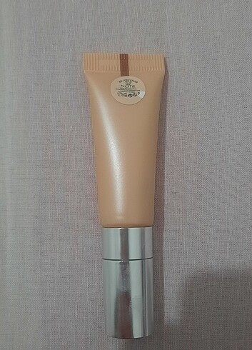 NOTE BB CONCEALER