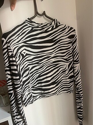 Zebra Desenli Crop ve Lacivert Sweat