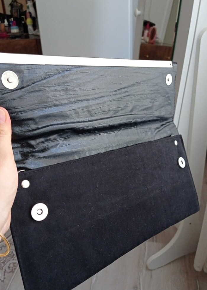 Siyah canta - Görsel 2