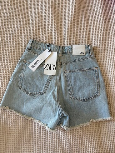 32 Beden Zara Mini Denim Şort