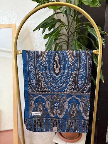 İpekseli Etnik Desen Şal