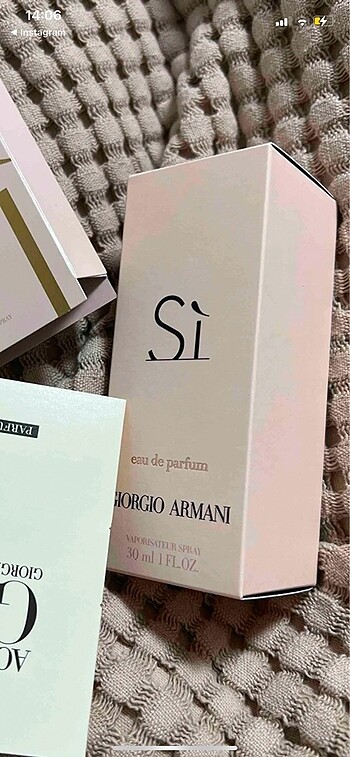 Armani si