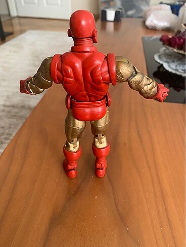 Beden Demir adam Iron Man